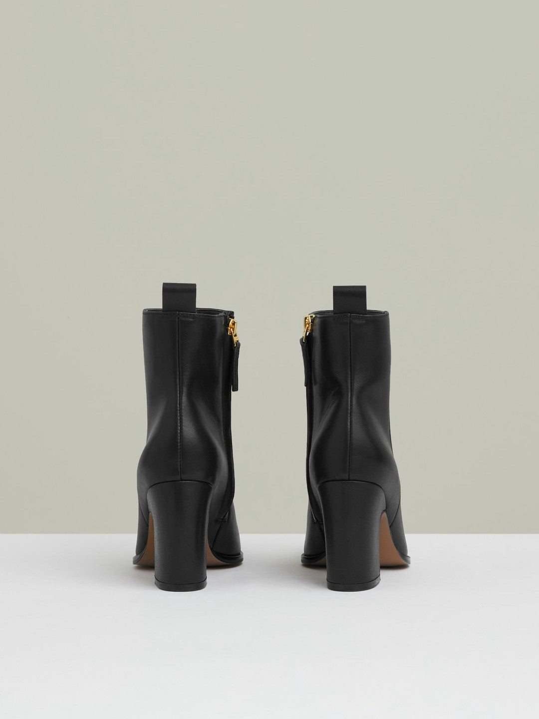 Leather Blocked Heel Ankle Boots Black | Women