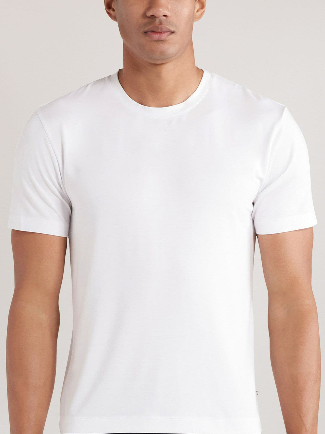 CHÉ Studios Crew Neck T-Shirt with TENCEL™ Fibers White | Men