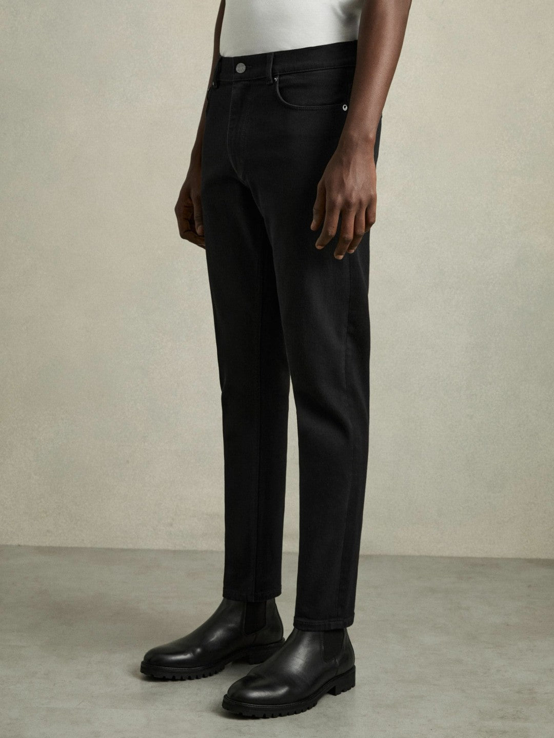Cotton-Stretch Slim-Fit Jeans Stay Black | Men