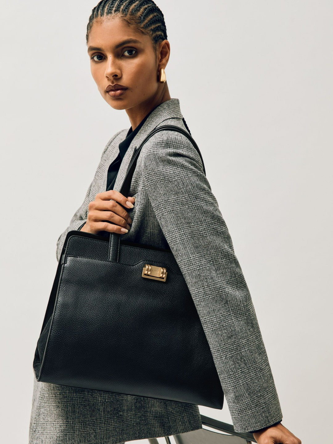 Grained Leather Tote Bag Black | Women