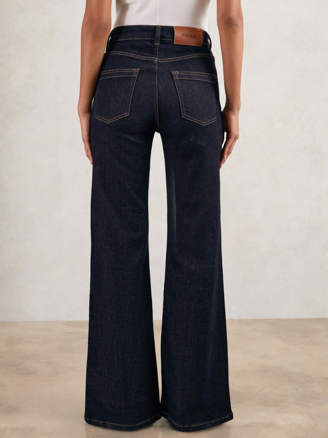 Petite Mid-Rise Flared Jeans Dark Blue | Women