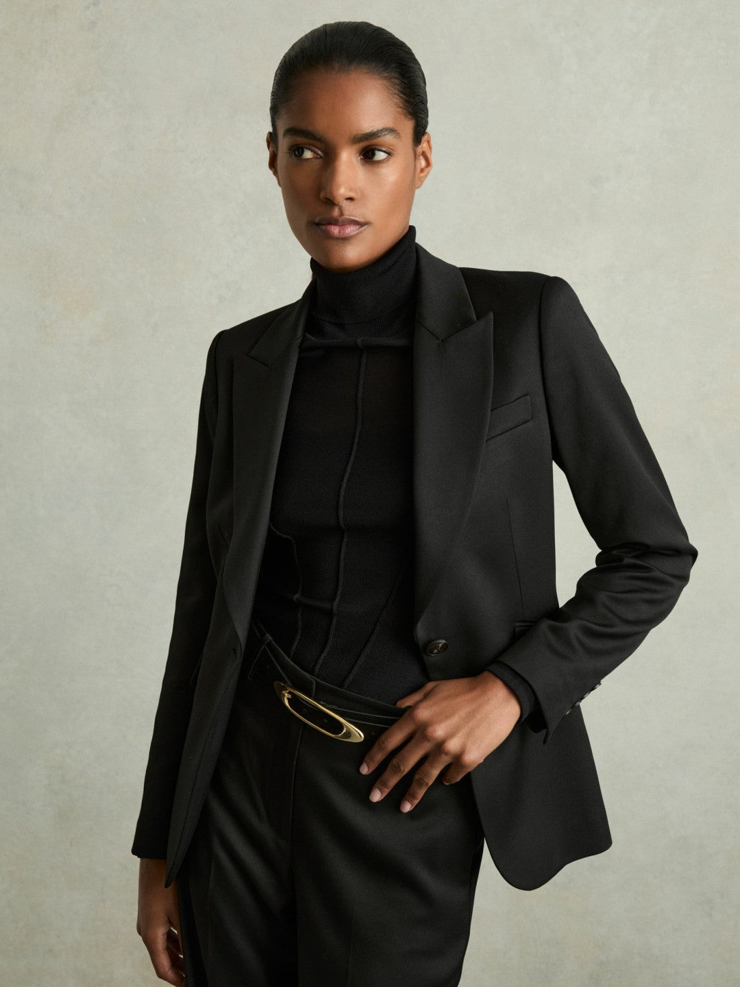 Leather Oval-Buckle Belt Black | Women