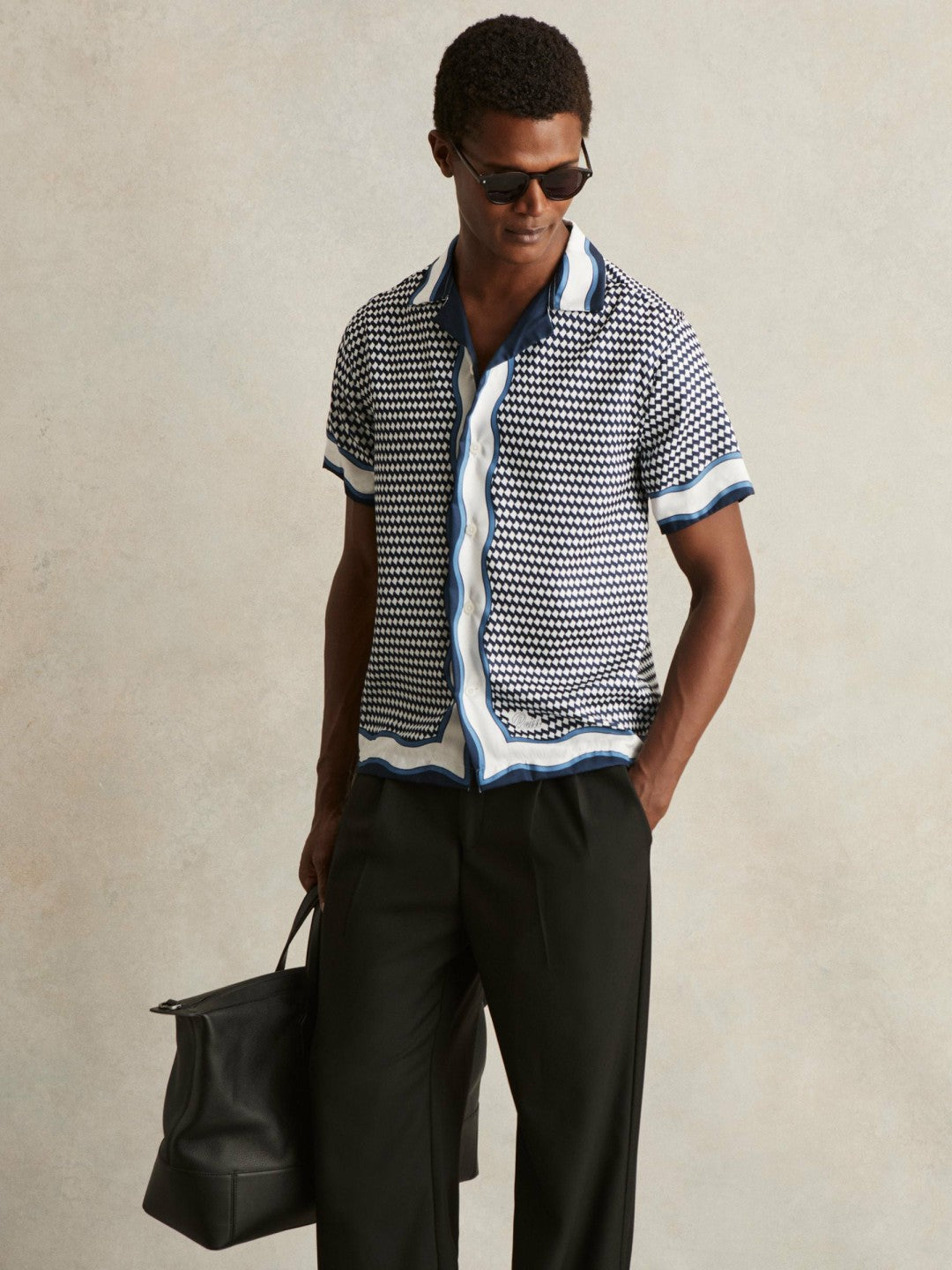 Geometric-Print Cuban-Collar Shirt White/Navy | Men