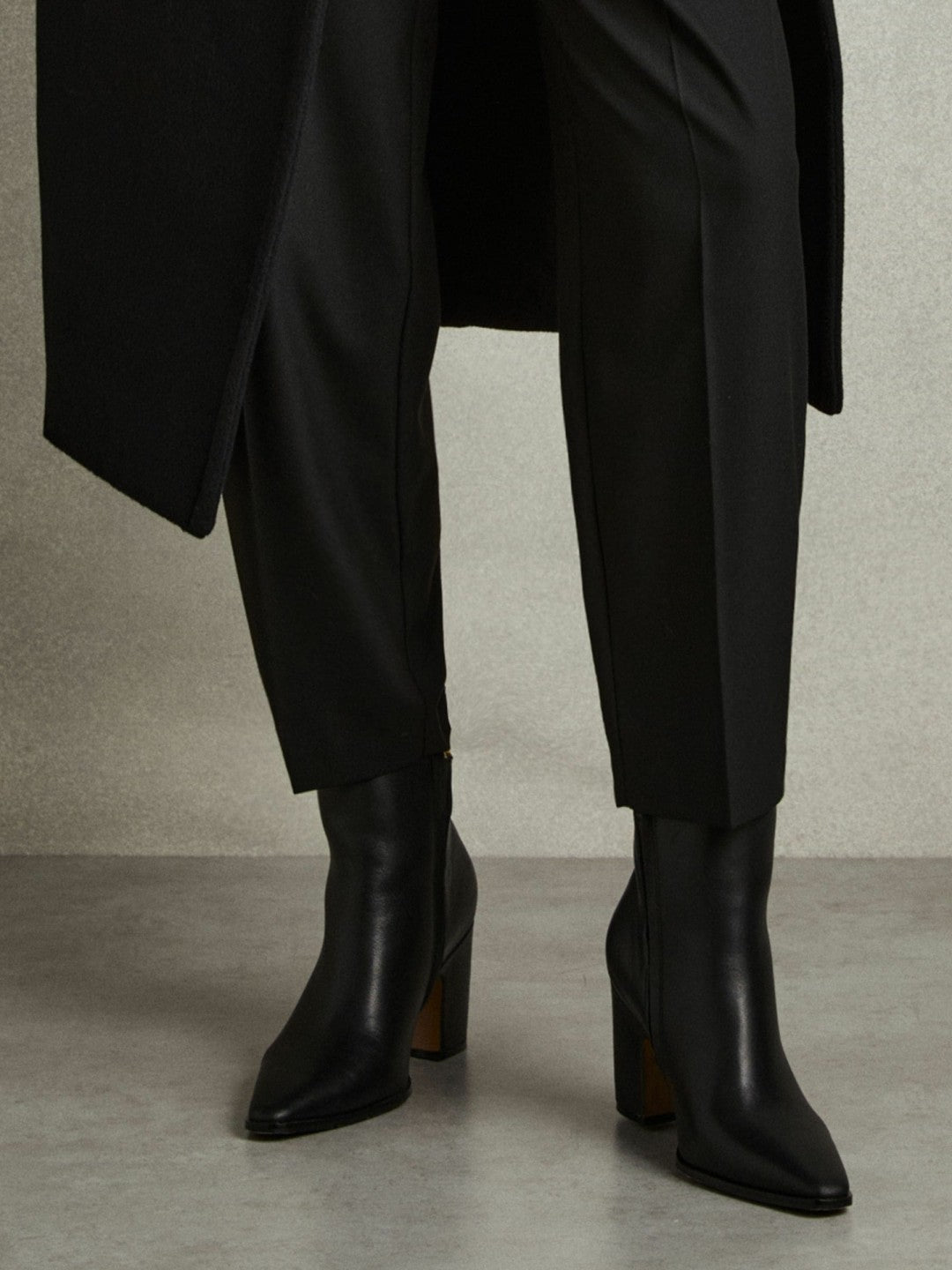 Leather Blocked Heel Ankle Boots Black | Women