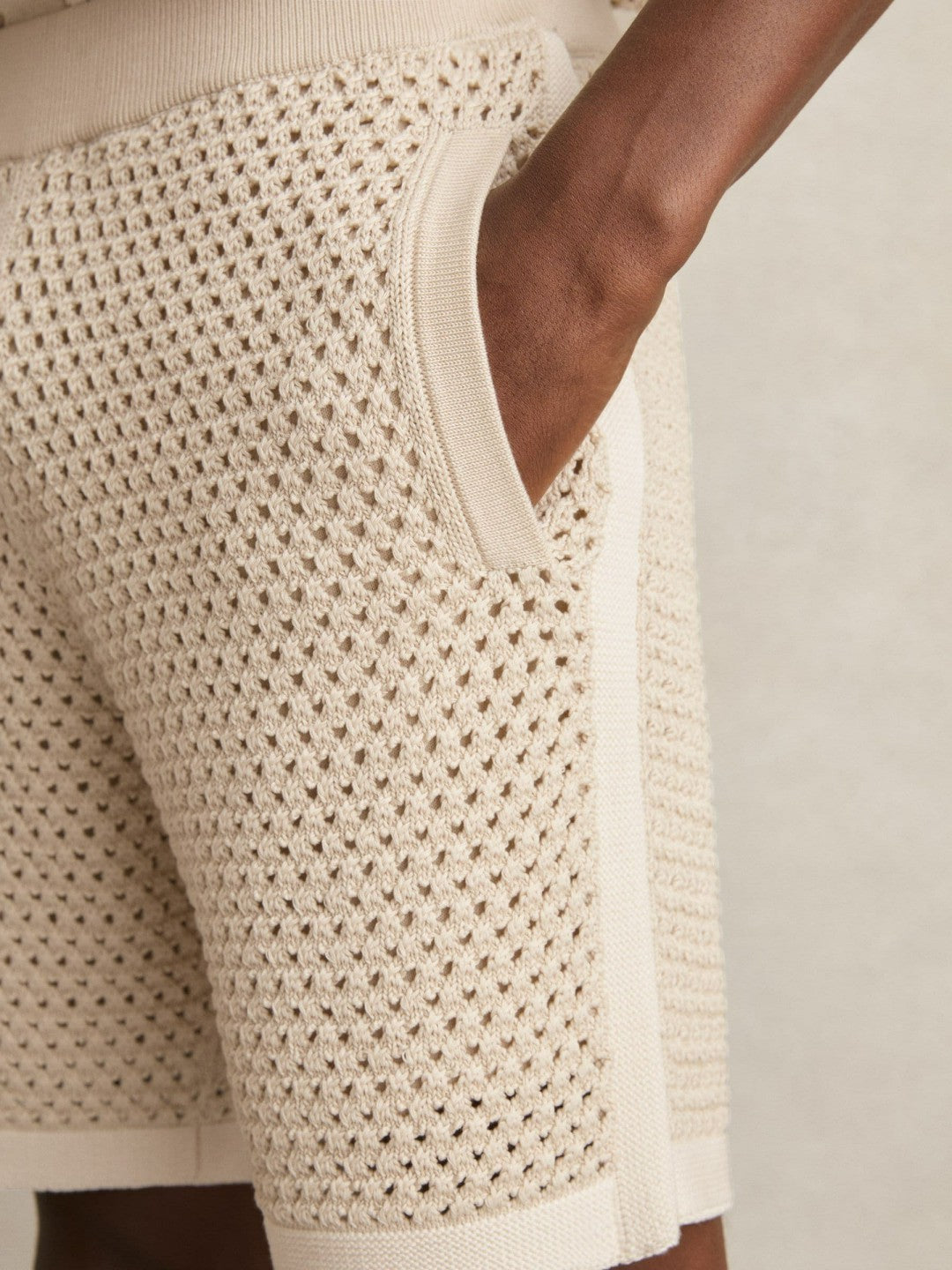Cotton-Blend Crochet Shorts Taupe/Off White | Men