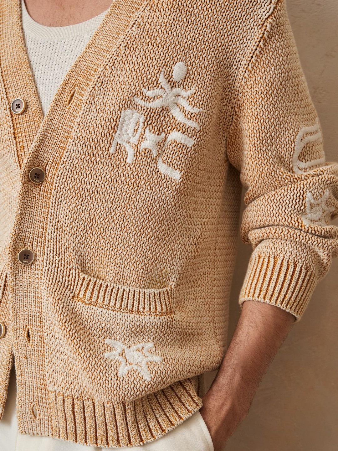 | Ché Motif-Embroidered Cardigan Camel | Men