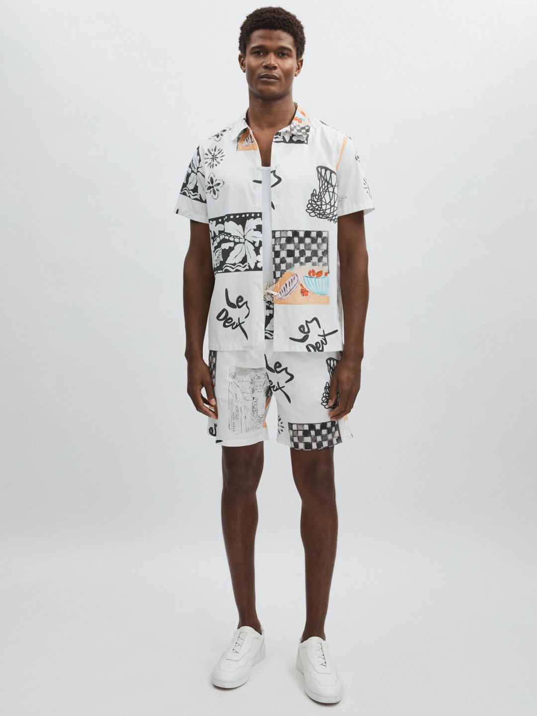 Les Deux Cotton Graphic-Print Shirt Ivory Print | Men