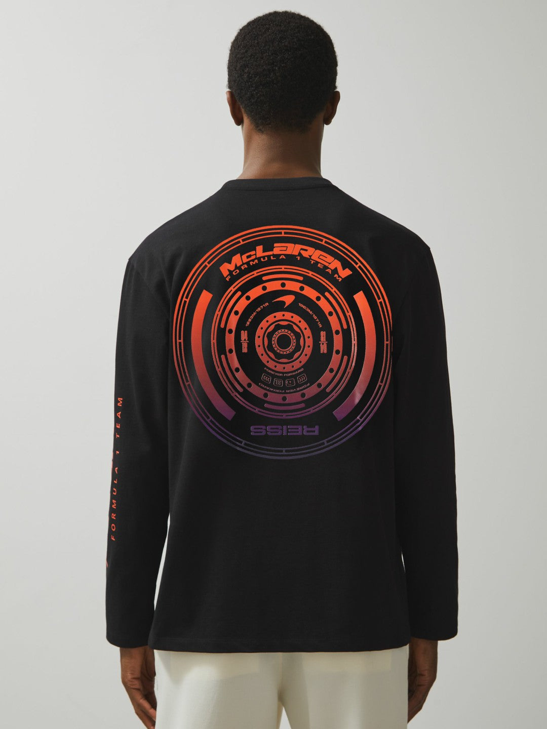 Unisex Fit McLaren F1 Team Tyre-Print T-Shirt Black | Men