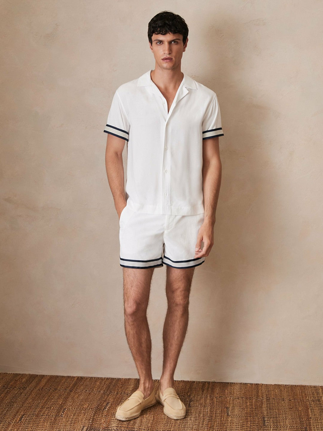| Ché Stripe-Cuff Shirt White | Men