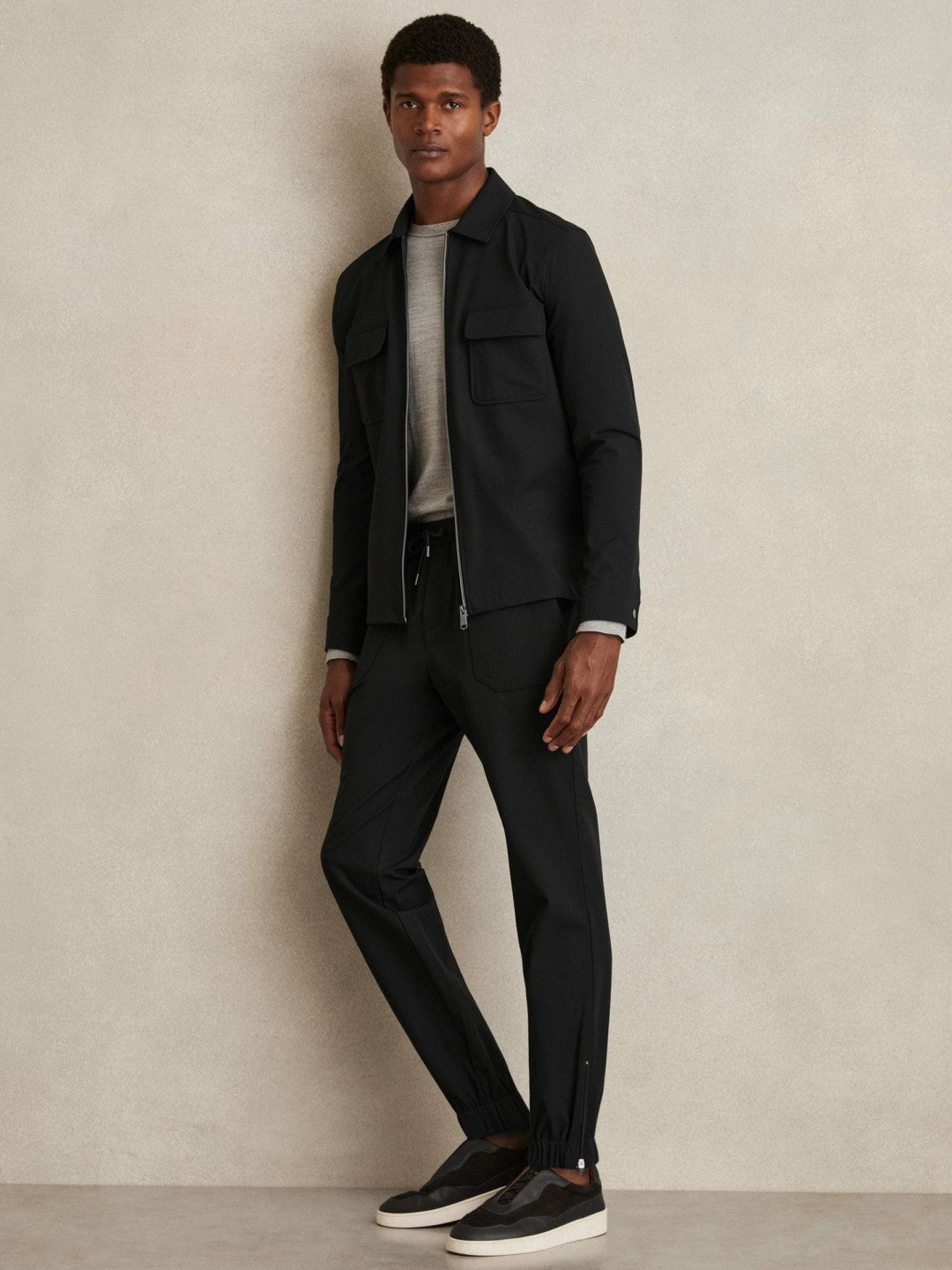 Drawstring Technical Cuffed Trousers Black | Men