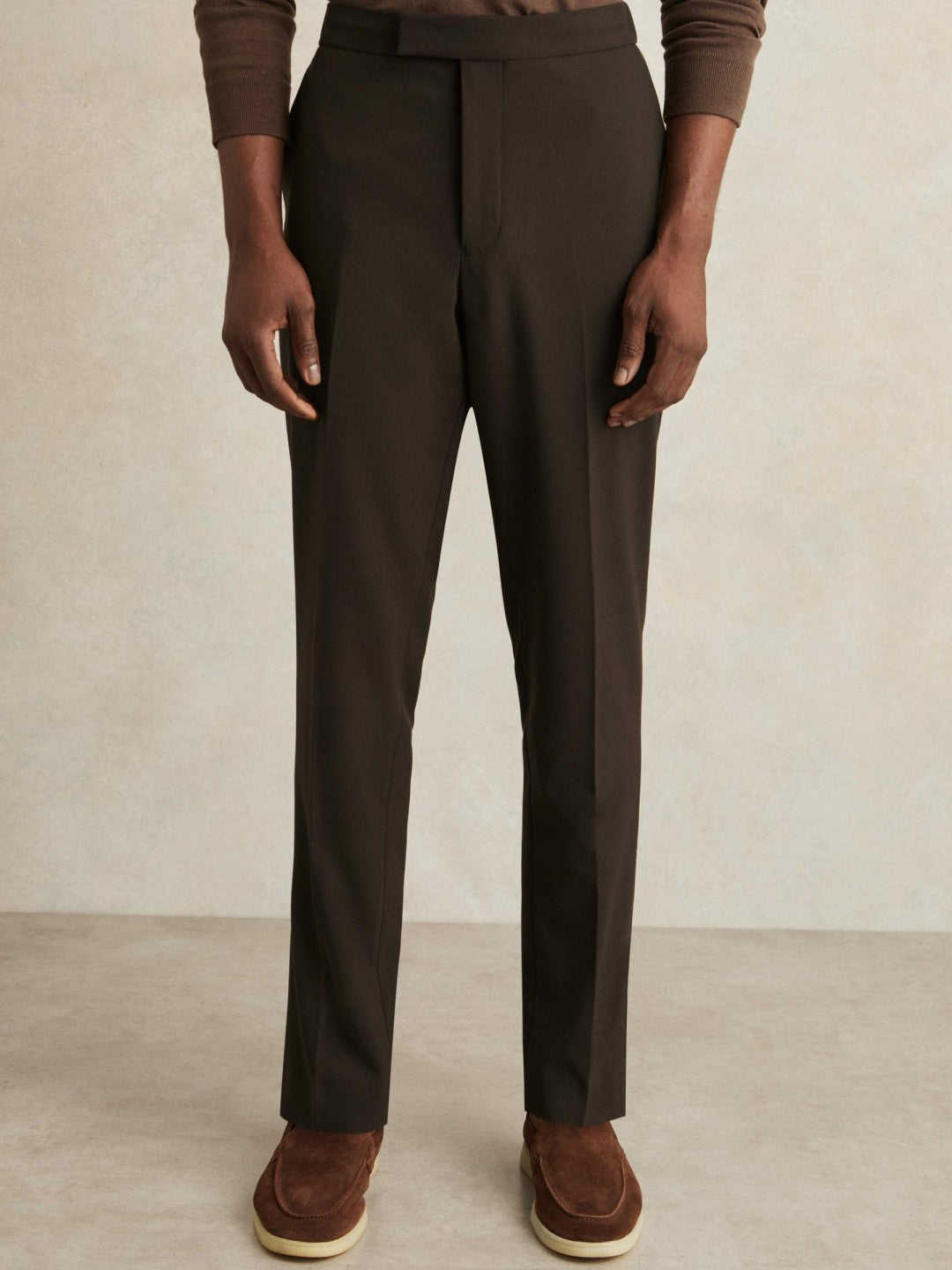 Slim-Fit Internal-Drawstring Trousers Brown | Men