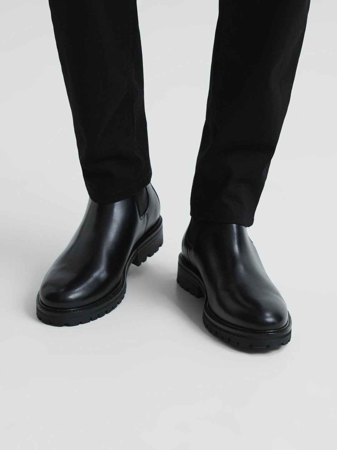 Leather Chelsea Boots Black | Men