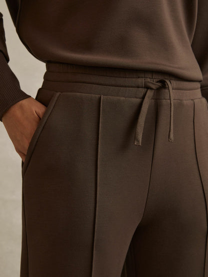 Interlock Wide-Leg Joggers Chocolate | Women