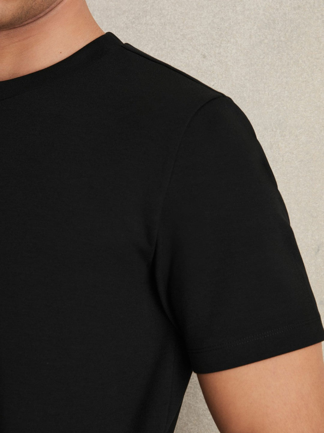 Interlock Jersey Crew Neck T-Shirt Black | Men