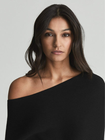 Asymmetric Knitted Top Black | Women